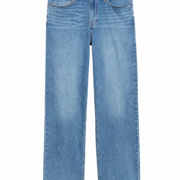 Classic Straight-Leg Jeans in Medium Blue Wash